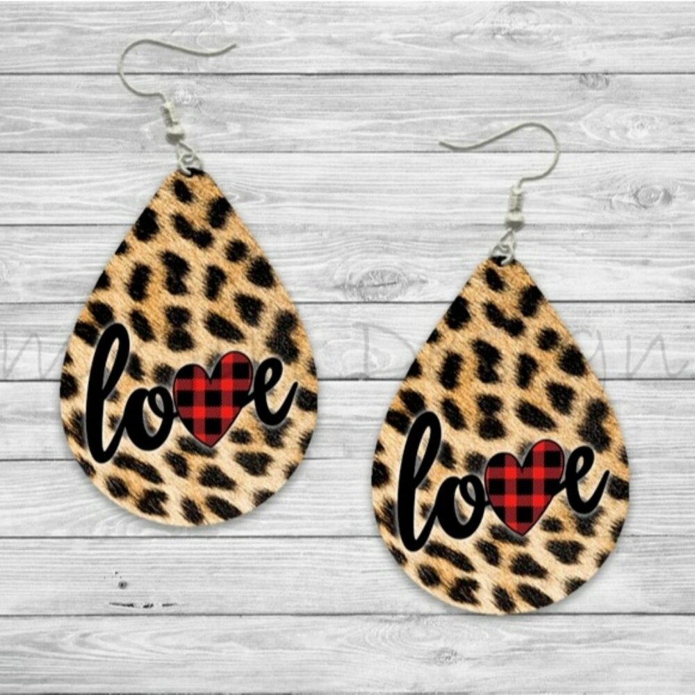 TEARDROP LOVE EARRINGS